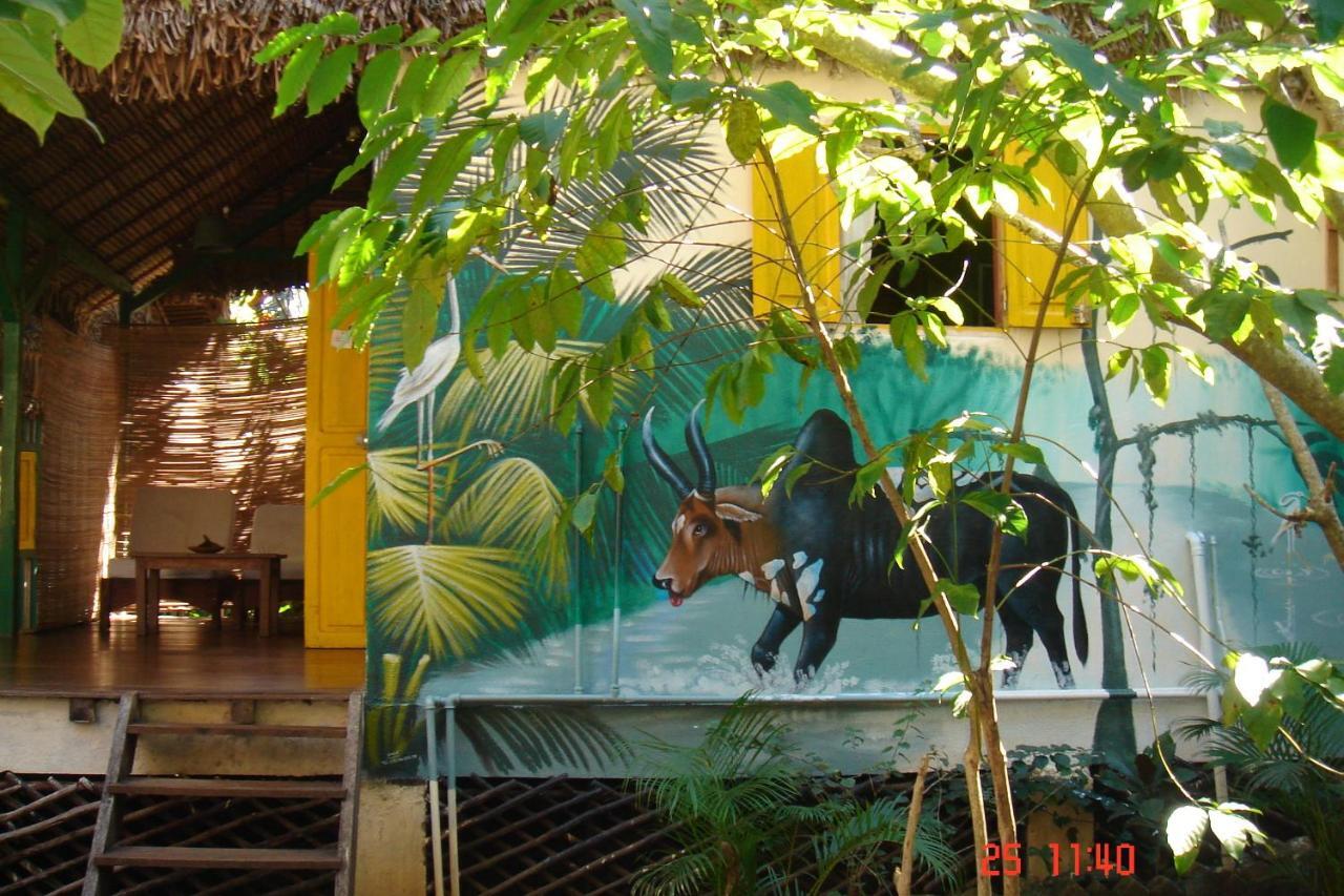 Les Bungalows D'Ambonara Hell-Ville Quarto foto
